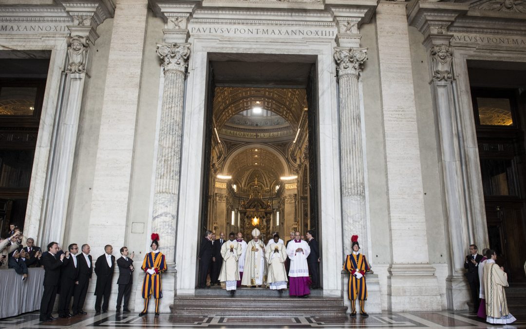 Pope proclaims extraordinary  Holy Year of Mercy
