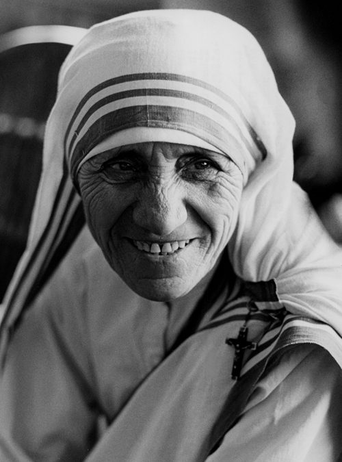 Pope recognizes miracle needed to declare Mother Teresa a saint