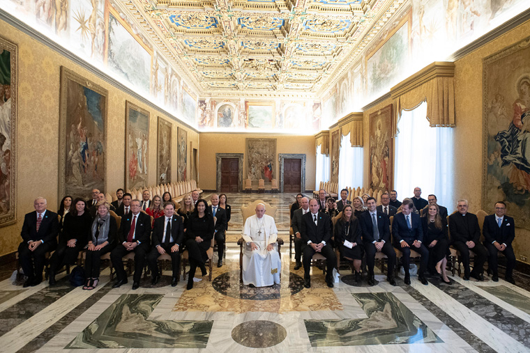 Pope calls for teaching youth to be active citizens