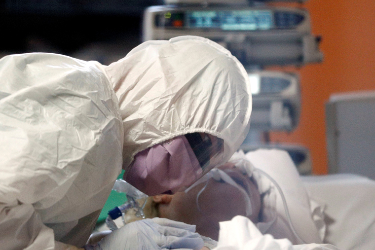 Italian doctors: Staff overwhelmed during pandemic; model must change