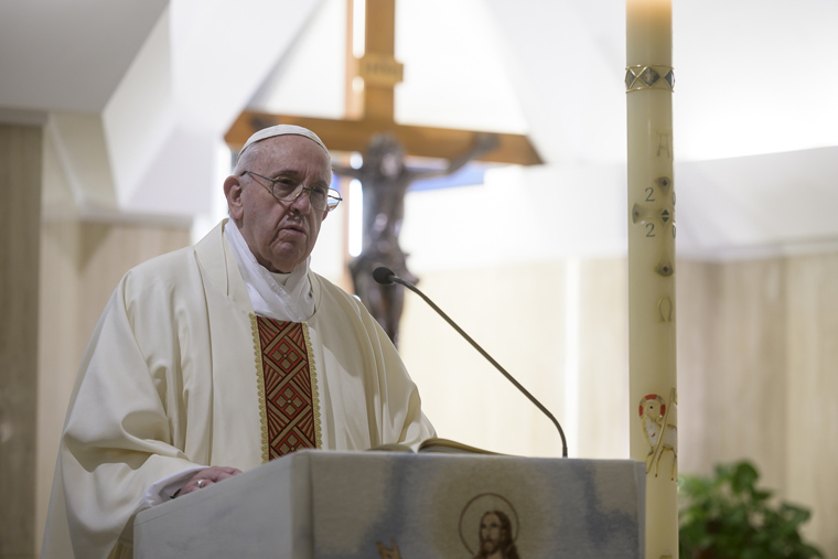 As lockdowns end, pope prays for prudence in behavior, judging others