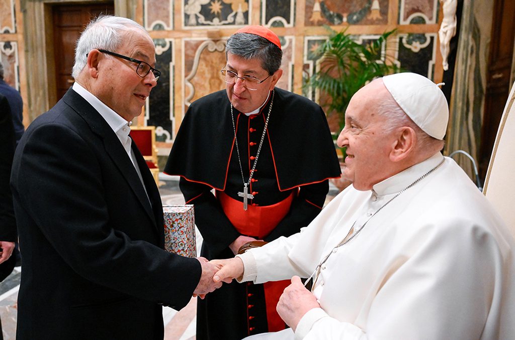 Pope praises priest who restored dignity of the poor through education