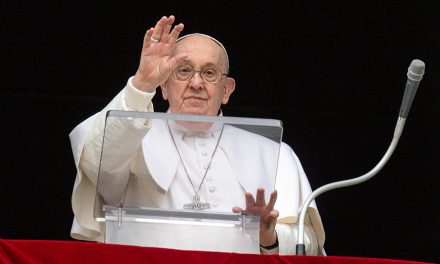 Jesus wants all people to be saved, pope says at Angelus